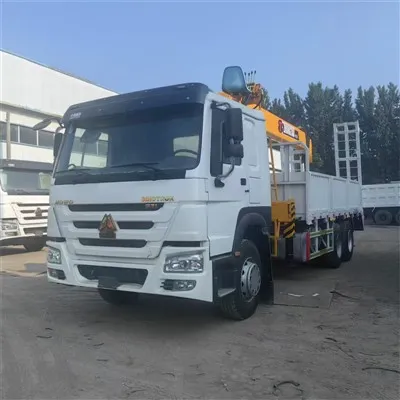 Tovornjak z žerjavom Howo 6x4